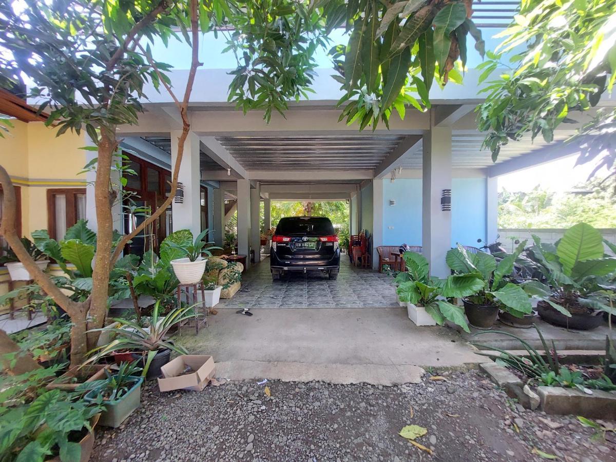 D'Ru Guest House Labuan Bajo Exterior foto