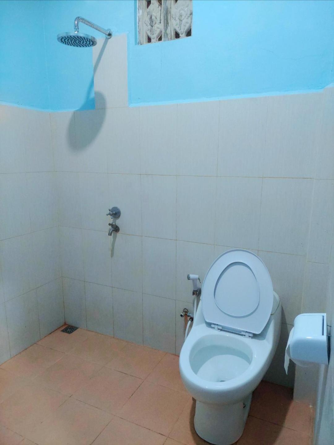 D'Ru Guest House Labuan Bajo Exterior foto